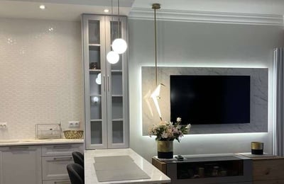 Alquiler de un elegante apartamento amueblado de 2 habitaciones, 45 m², Wola, Varsovia, Polonia